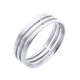 Alliance ajourée en or blanc.-Alliance or et argent-Marque:Référence: D1.111-OBMétal: Or blancTitre: 18 caratsPoids du métal: 5,10 GrComment choisir sa taille de doigt:cliquer pour découvrir notre guide des tailles imprimable-DIAM'S- -DIAM'S NC