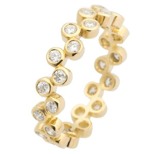 Alliance en or jaune 18 ct sertie de 28 diamants de 0,03 carat couleur F pureté SI1-Alliances diamants-Marque:Référence: D1.157Métal: Or blancTitre: 18 caratsPoids du métal: 3,10 GrType de pierre: Diamant(s)Poids: 0,03 CtForme - taille: Taille brillantCouleur: FPureté: SI1Comment choisir sa taille de doigt:cliquer pour découvrir notre guide des tailles imprimable-DIAM'S- -DIAM'S NC