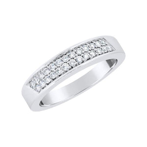 Alliance or blanc 18 sertie de diamants.-Alliances diamants-Marque:Référence: 1.346-OBMétal: Or blancTitre: 18 caratsPoids du métal: 4,30 GrType de pierre: Diamant(s)Poids: 0,26 CtForme - taille: Taille brillantCouleur: FPureté: SI1Comment choisir sa taille de doigt:cliquer pour découvrir notre guide des tailles imprimable-DIAM'S- -DIAM'S NC