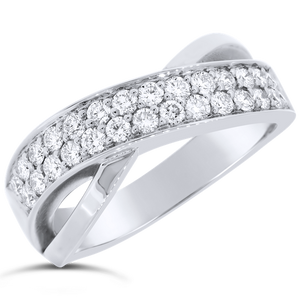 Bague en or blanc sertie de diamants.-Bagues diamants-Marque:Référence: D2.29/OBMétal: Or blancTitre: 18 caratsPoids du métal: 5,00 GrType de pierre: Diamant(s)Poids: 0,56 CtForme - taille: Taille brillantCouleur: FPureté: SI1Comment choisir sa taille de doigt:cliquer pour découvrir notre guide des tailles imprimable-DIAM'S- -DIAM'S NC