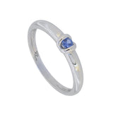 Bague en or blanc sertie d'un saphir.-Bagues pierres précieuses-Marque:Référence: D0.218-OB-SAMétal: Or jauneTitre: 18 caratsPoids du métal: 1,90 GrType de pierre: Saphir(s)Poids: 0,06 CtForme - taille: Taille brillantCouleur: BleuComment choisir sa taille de doigt:cliquer pour découvrir notre guide des tailles imprimable-DIAM'S- -DIAM'S NC