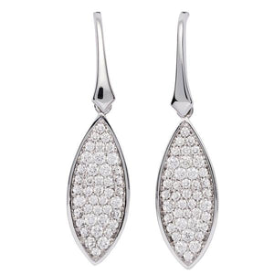 Boucle d'oreille en or blanc serties de diamants.-Boucles d'oreilles diamants-Marque:Référence: D6.14/OBMétal: Or blancTitre: 18 caratsPoids du métal: 4,50 GrType de pierre: Diamant(s)Poids: 1,08 CtForme - taille: Taille brillantCouleur: FPureté: SI1-DIAM'S- D6.14/OB-DIAM'S NC