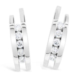 Boucles d'oreilles en or blanc 18 carats 10 diamants de 0,02 carat couleur F pureté SI1-Boucles d'oreilles diamants-Marque:Référence: D6.30-OBMétal: Or blancTitre: 18 caratsPoids du métal: 2,00 GrPoids: 0,20 Ct-DIAM'S- D6.30-OB-DIAM'S NC