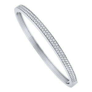 Bracelet en or blanc serti de diamants.-Bracelets diamants-Marque:Référence: D4.16-OBMétal: Or blancTitre: 18 caratsPoids du métal: 12,80 GrType de pierre: Diamant(s)Poids: 0,94 CtForme - taille: Taille brillantCouleur: FPureté: SI1-DIAM'S- D4.16-OB-DIAM'S NC