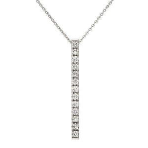 Pendentif barrette en or blanc serti de diamants.-Pendentifs & Colliers diamants-Marque:Référence: D3.128-OBMétal: Or blancTitre: 18 caratsPoids du métal: 2,90 GrType de pierre: Diamant(s)Poids: 0,78 CtForme - taille: Taille brillantCouleur: FPureté: SI1-DIAM'S- D3.128-OB-DIAM'S NC