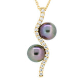 Pendentif en or jaune serti de diamants et perles de Tahiti.-Pendentifs & Colliers perle et diamants-Marque:Référence: D3.163Métal: Or jauneTitre: 18 caratsPoids du métal: 1,90 GrType de pierre: Perle(s) de TahitiPoids: 0,23 CtForme - taille: RondePureté: AType de pierre (2): Diamant(s)Poids (2): 0,23 CtForme - taille (2): Taille brillantCouleur (2): FPureté (2): SI1-DIAM'S- -DIAM'S NC