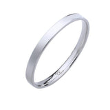 Alliance ruban en or blanc largeur 2 mm.-Alliance or et argent-Marque:Référence: R.2-LG-OBMétal: Or blancTitre: 18 caratsPoids du métal: 1,80 GrComment choisir sa taille de doigt:cliquer pour découvrir notre guide des tailles imprimable-DIAM'S- -DIAM'S NC