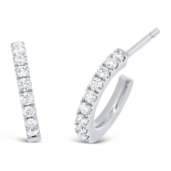 Boucles d'oreilles en or blanc serties de diamants-Boucles d'oreilles diamants-Marque:Référence: D6.77-OBMétal: Or blancTitre: 18 caratsPoids du métal: 1,80 GrType de pierre: Diamant(s)Poids: 0,18 CtForme - taille: Taille brillantCouleur: FPureté: SI1-DIAM'S- D6.77-OB-DIAM'S NC