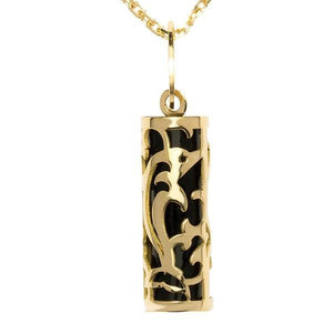 Pendentif tiki dauphin en or jaune 18 carats corail noir-Pendentifs Tiki-Marque:Référence: L5.113-CNMétal: Or jauneTitre: 18 caratsPoids du métal: 0,88 Gr-DIAM'S- -DIAM'S NC