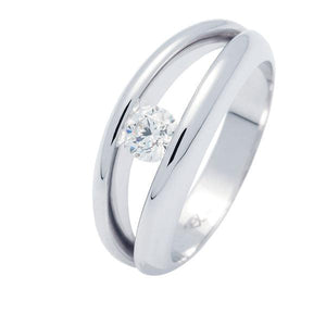 Solitaire en or blanc, diamant certifié GIA-Solitaires-Marque:Référence: D0.54-OB-MMétal: Or blancTitre: 18 caratsPoids du métal: 6,50 GrType de pierre: Diamant certifiéPoids: 0,31 CtForme - taille: Taille brillantCouleur: EPureté: SI1Comment choisir sa taille de doigt:cliquer pour découvrir notre guide des tailles imprimable-DIAM'S- -DIAM'S NC